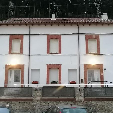 Albergue Сервера-де-Писуэрга Экстерьер фото